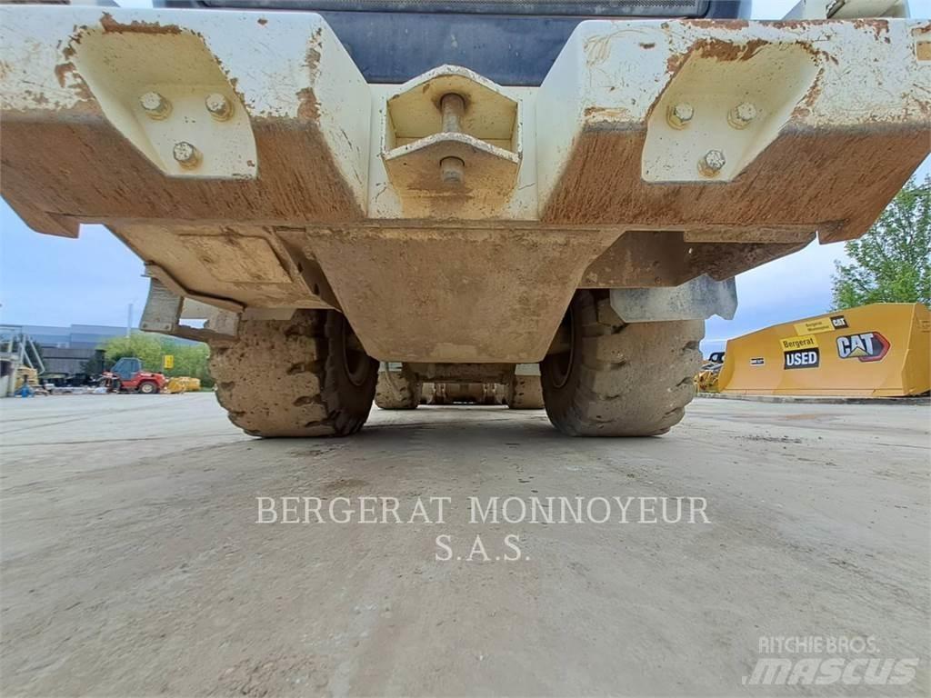 CAT 966M Hjullastare