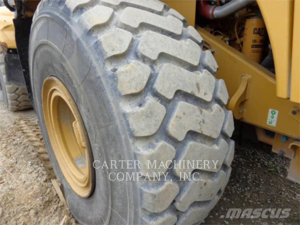 CAT 966M Hjullastare