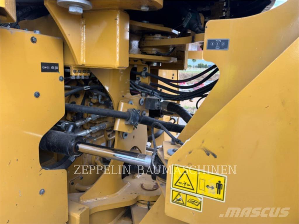 CAT 966M Hjullastare