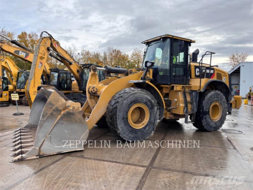CAT 966M Hjullastare