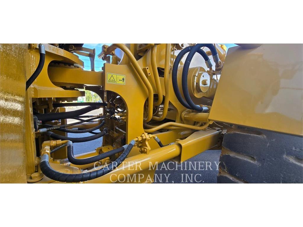 CAT 988H RBLD Hjullastare