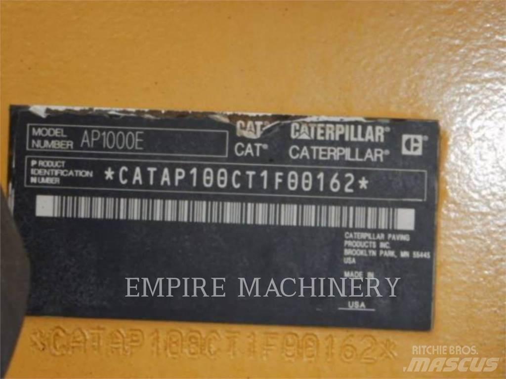CAT AP1000E Asfaltsläggningsmaskiner