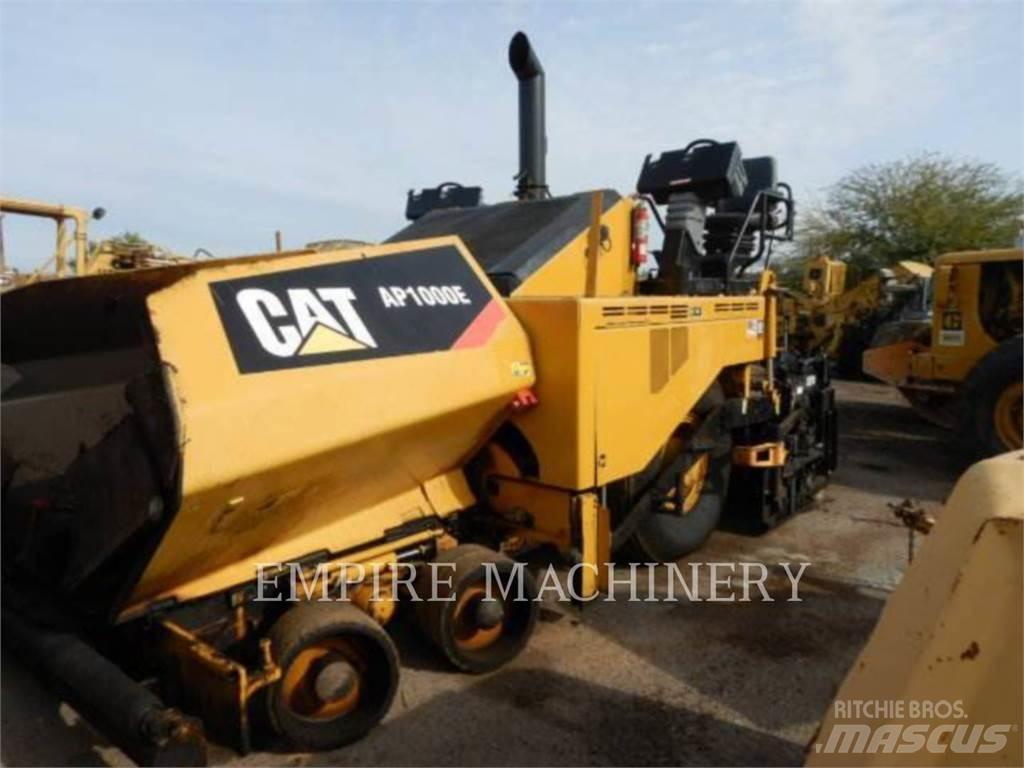 CAT AP1000E Asfaltsläggningsmaskiner