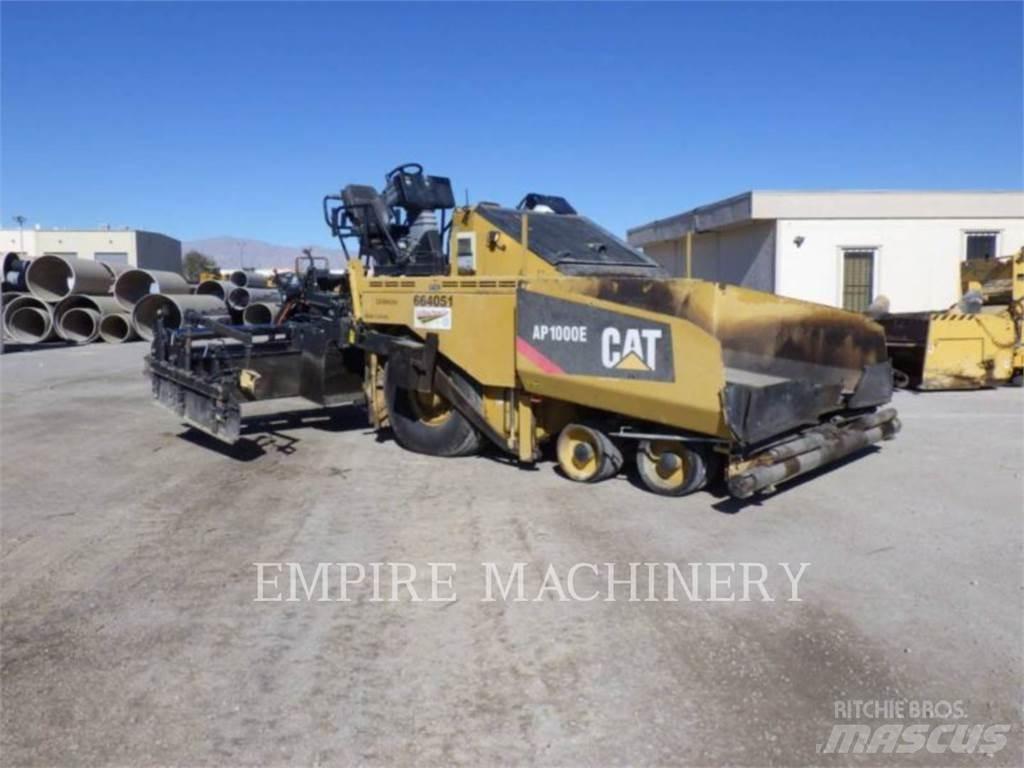 CAT AP1000E Asfaltsläggningsmaskiner