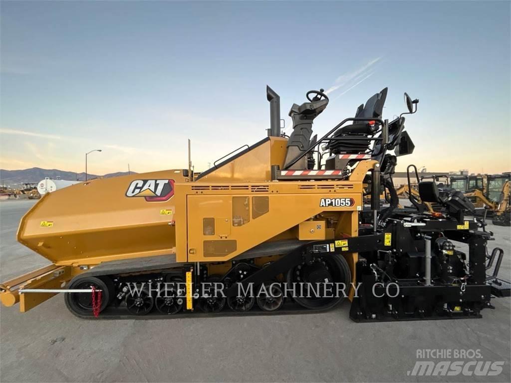 CAT AP1055 Asfaltsläggningsmaskiner