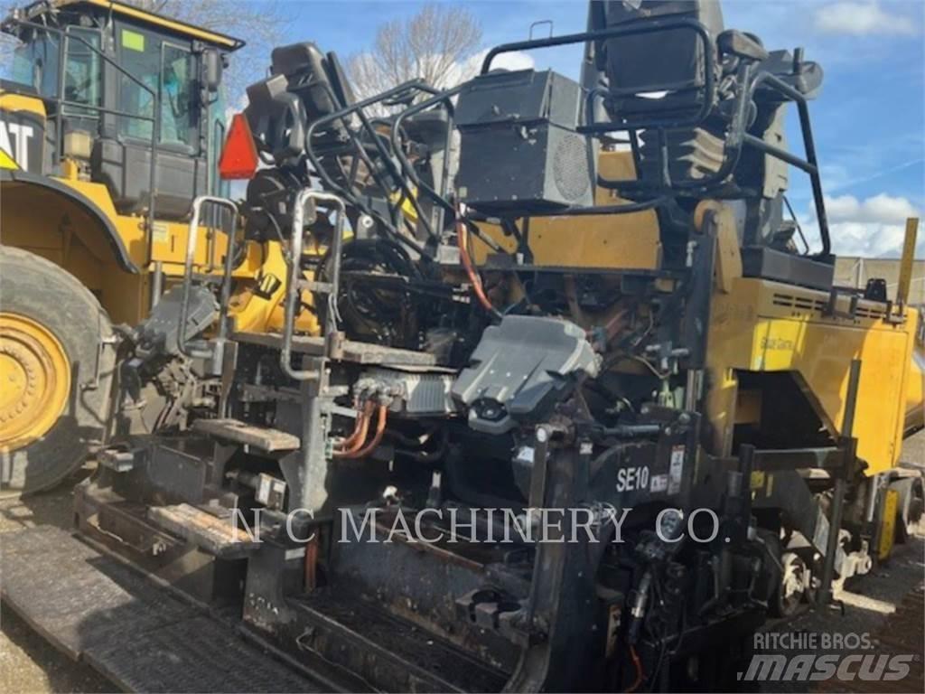 CAT AP1055F Asfaltsläggningsmaskiner