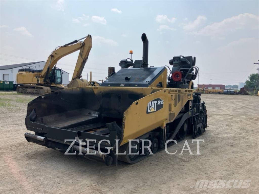 CAT AP1055F Asfaltsläggningsmaskiner