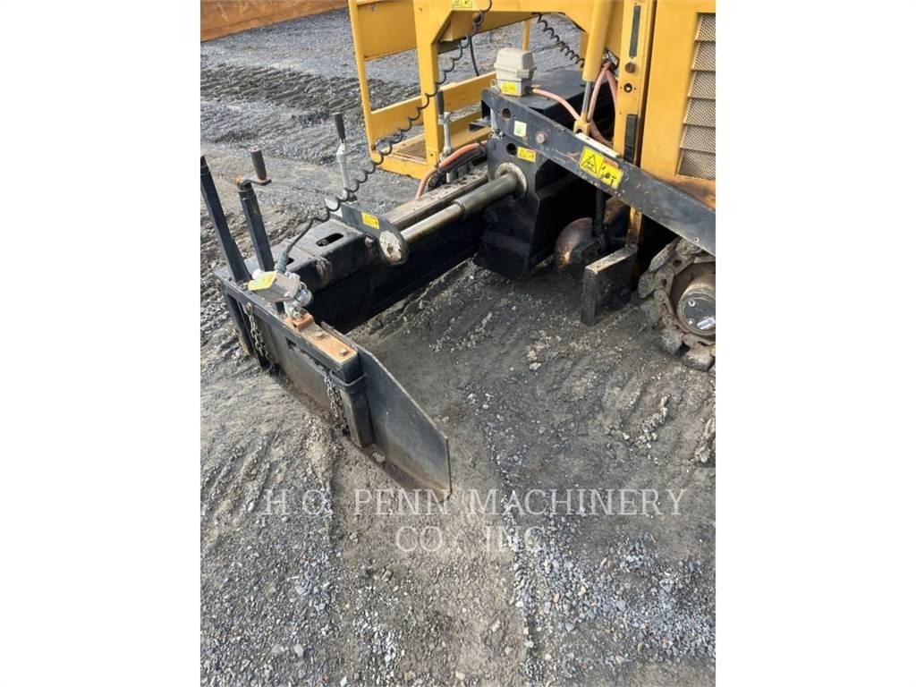 CAT AP255E Asfaltsläggningsmaskiner