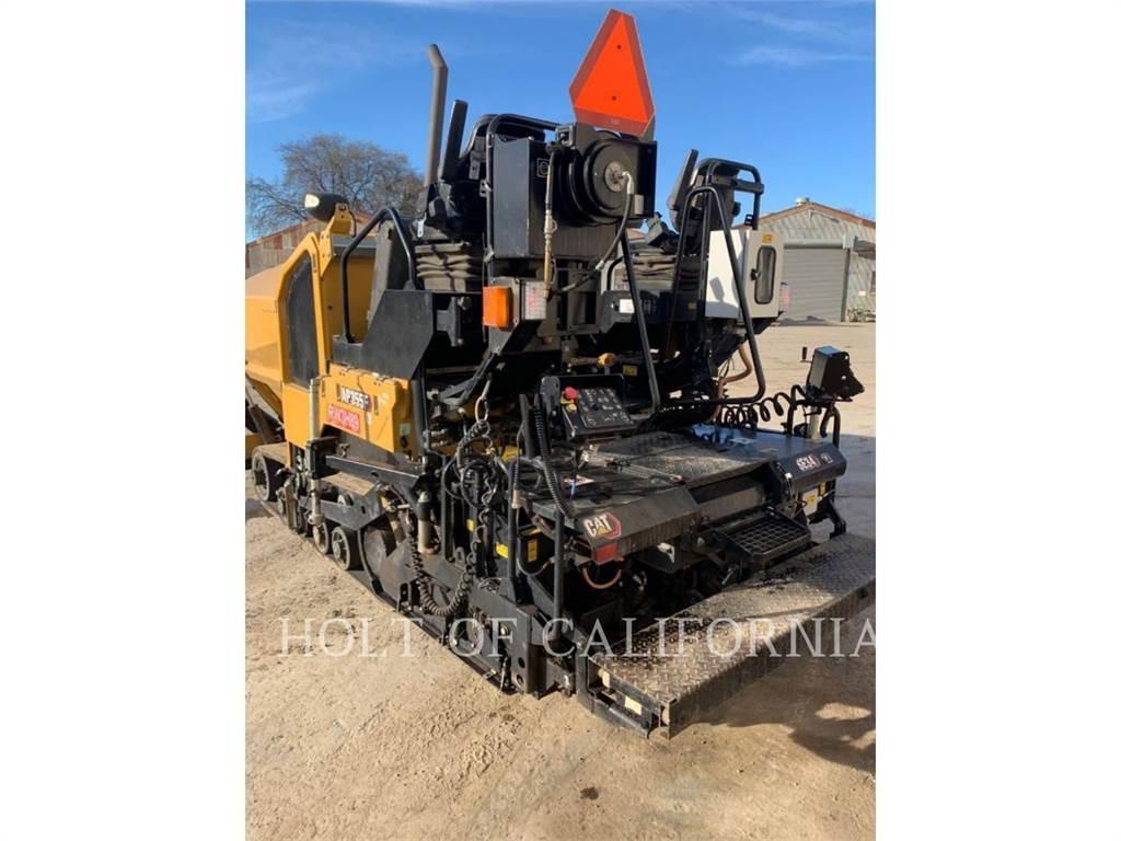 CAT AP355F Asfaltsläggningsmaskiner