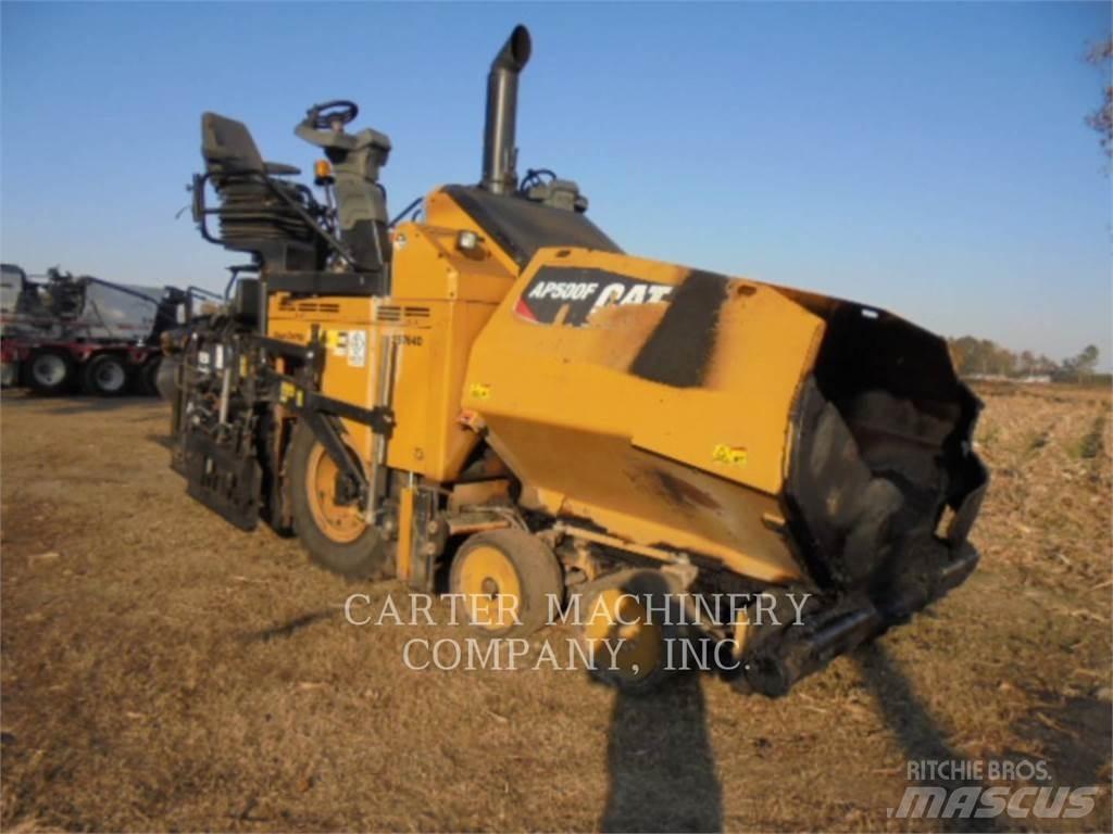 CAT AP500F Asfaltsläggningsmaskiner
