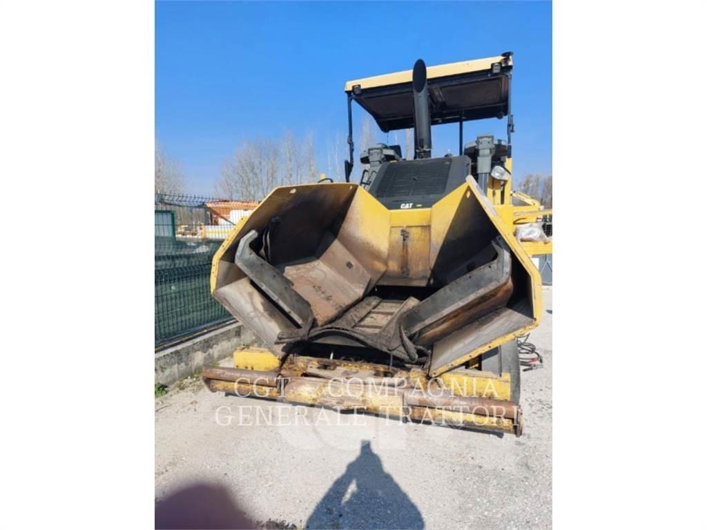 CAT AP600F Asfaltsläggningsmaskiner