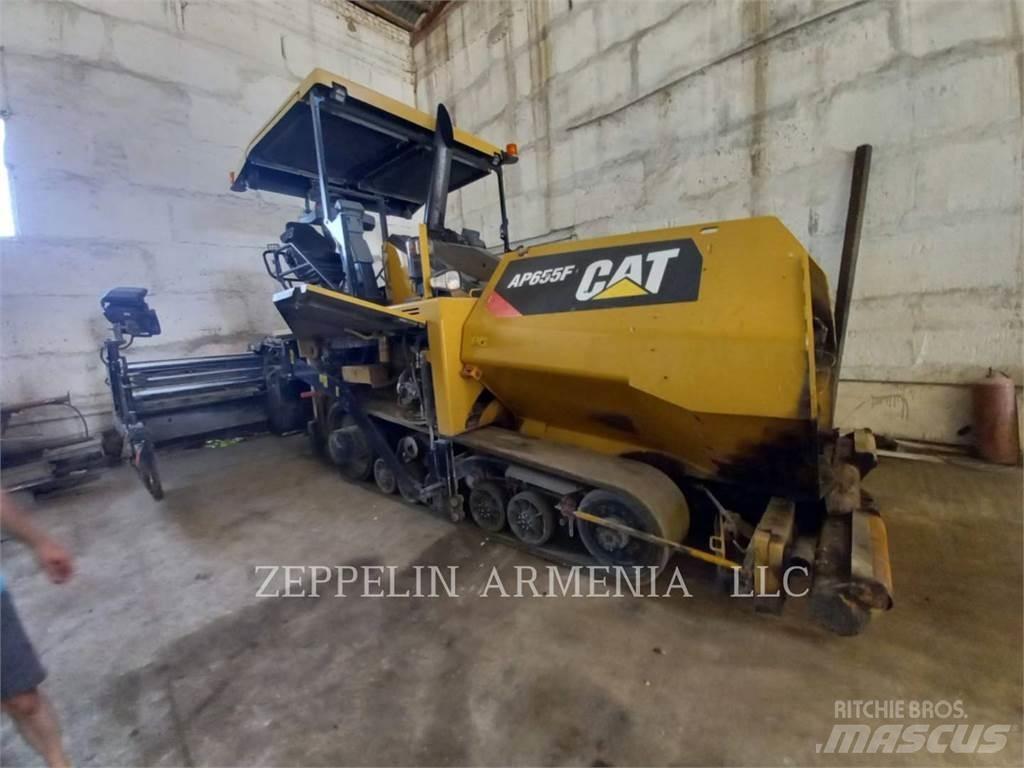 CAT AP655FLRC Asfaltsläggningsmaskiner