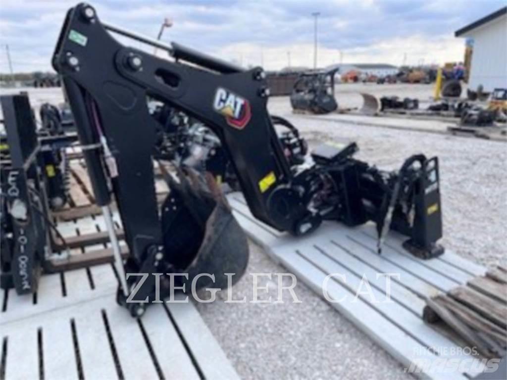 CAT BH130 Grävutrustning