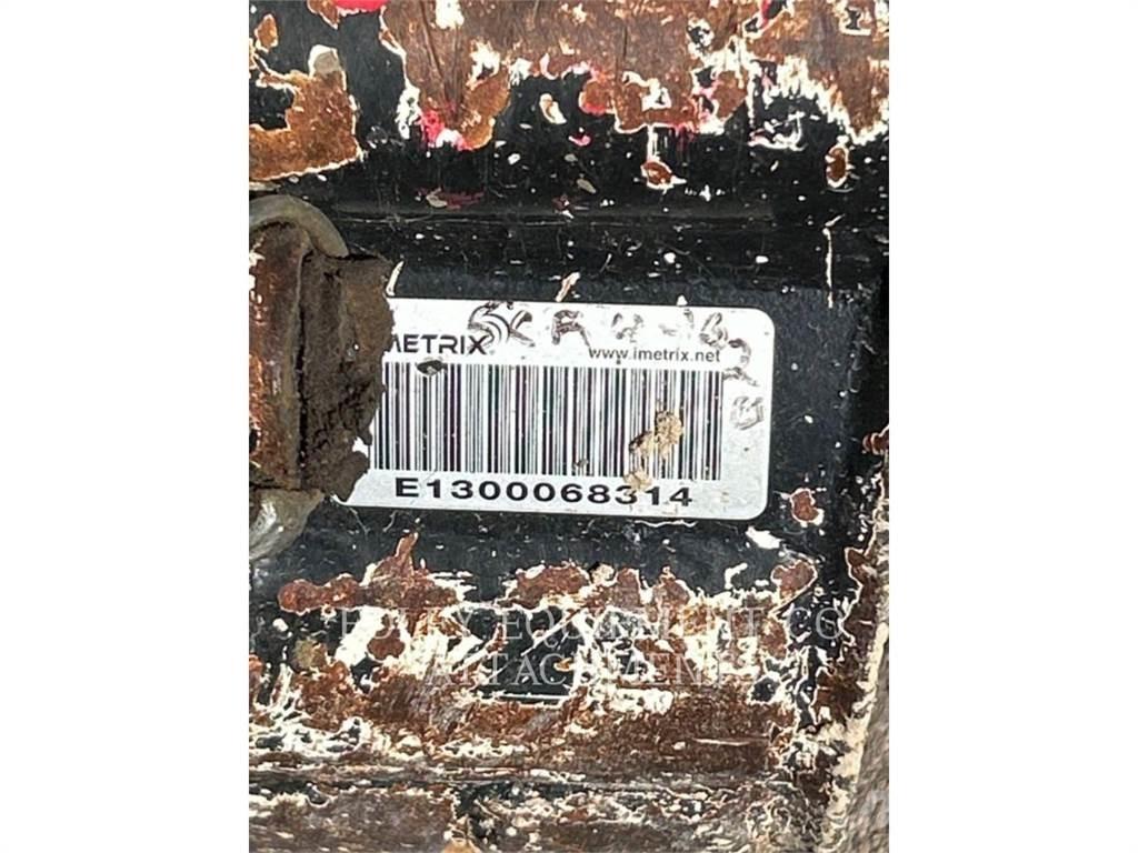 CAT BK300P15 Bandgrävare