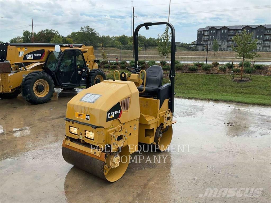 CAT CB1.7 Jordkompaktorer