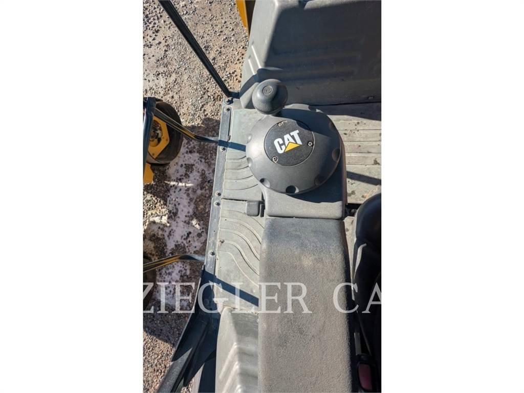 CAT CB10 Jordkompaktorer