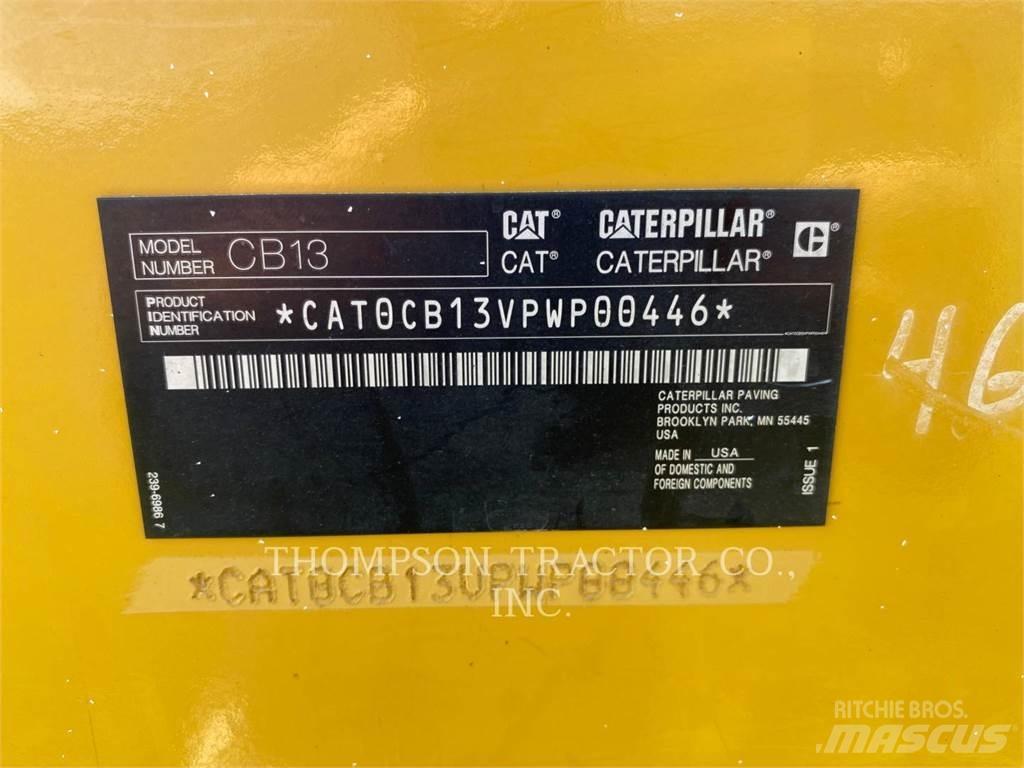 CAT CB13 Tvåvalsvältar