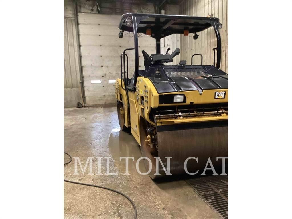 CAT CB13 Jordkompaktorer