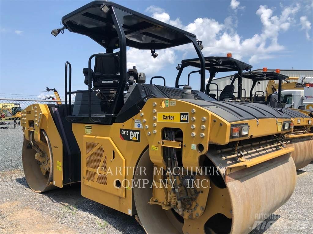 CAT CB13 Jordkompaktorer