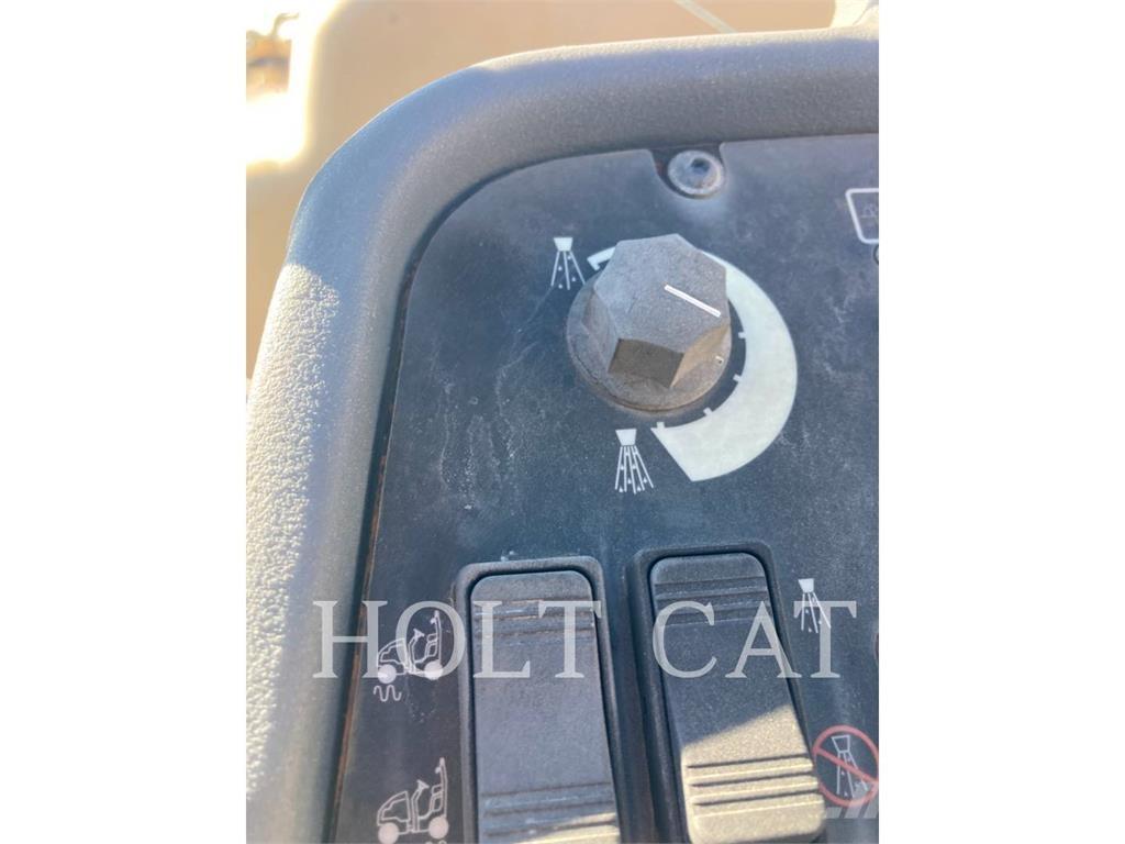 CAT CB14B Tvåvalsvältar