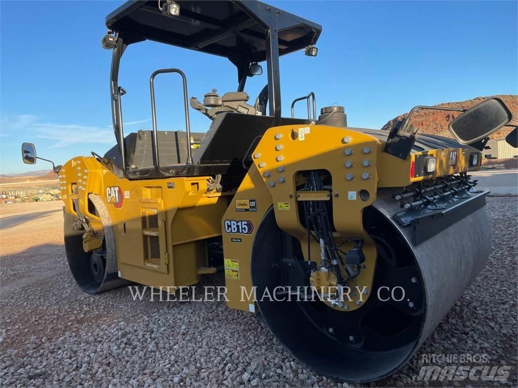 CAT CB15 CW VV Tvåvalsvältar