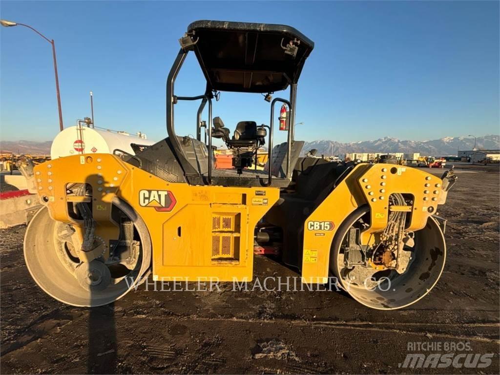 CAT CB15 CW VV Tvåvalsvältar