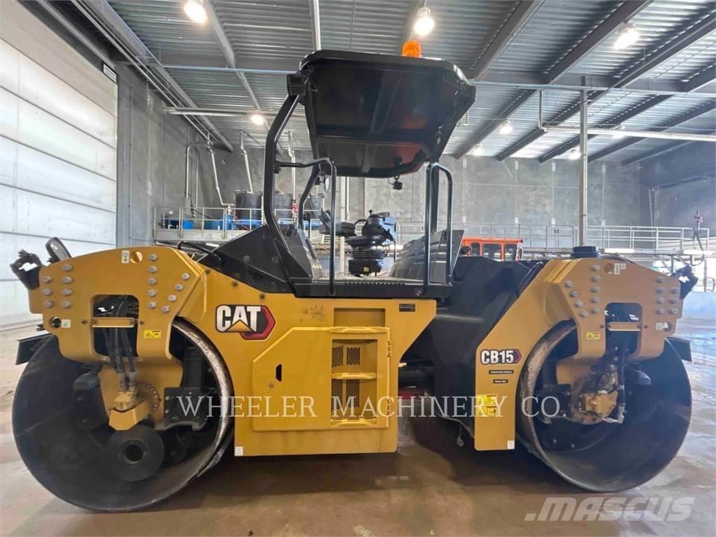CAT CB15 CW VV Tvåvalsvältar