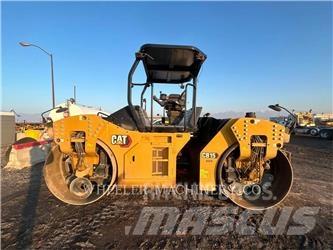 CAT CB15 CW VV Tvåvalsvältar