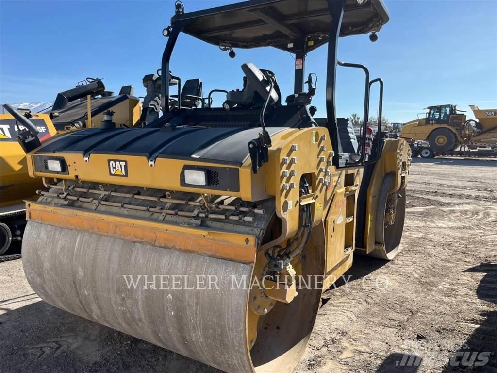 CAT CB15 VV Tvåvalsvältar
