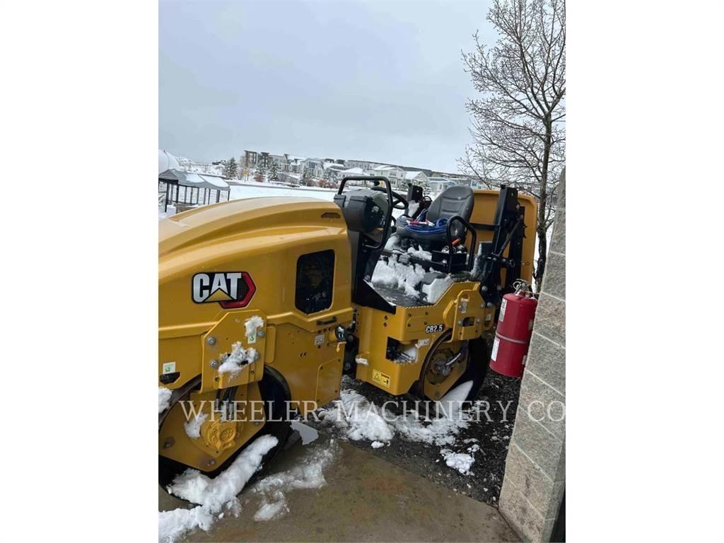 CAT CB2.5 Tvåvalsvältar