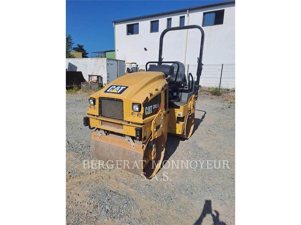 CAT CB2.5 Jordkompaktorer