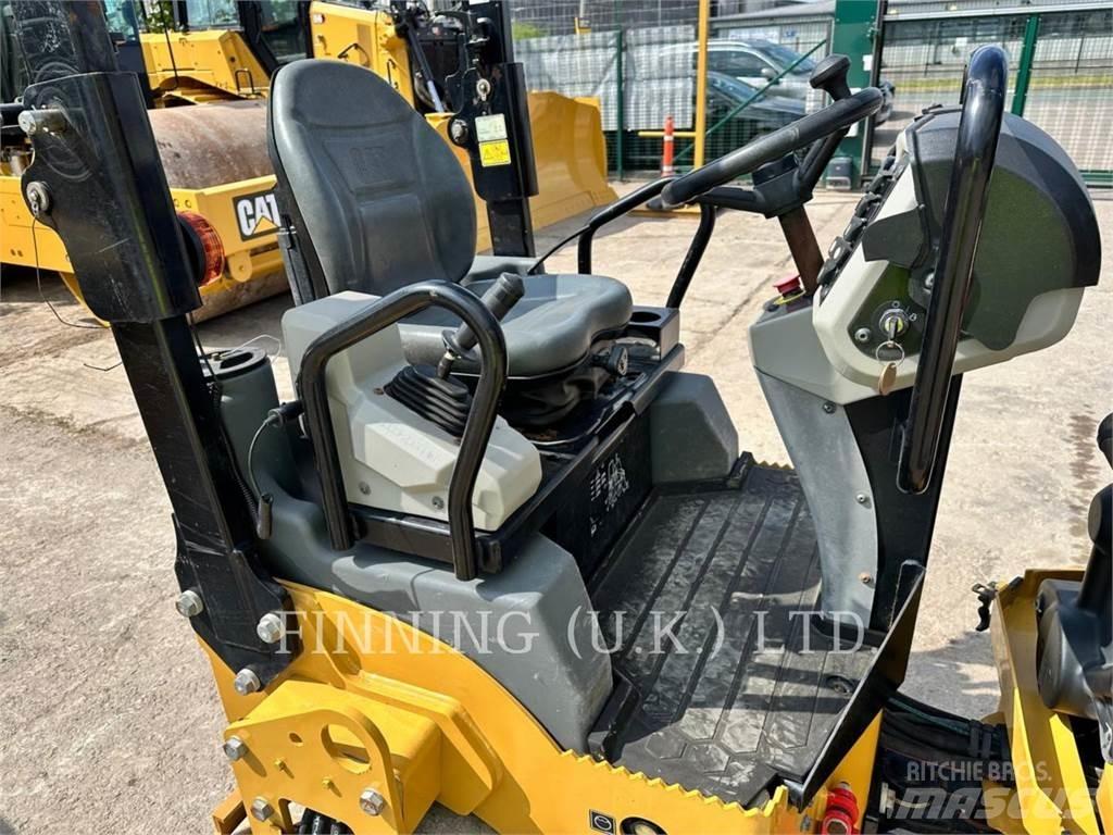 CAT CB2.7 Jordkompaktorer