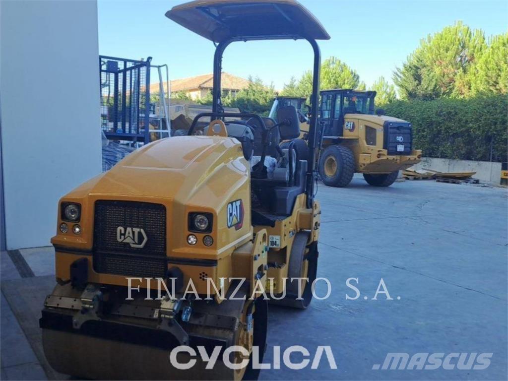 CAT CB2.7 Tvåvalsvältar