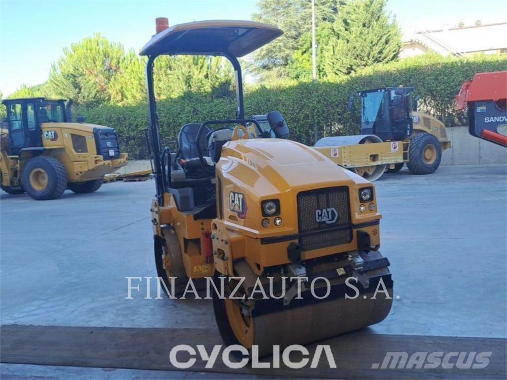 CAT CB2.7 Tvåvalsvältar