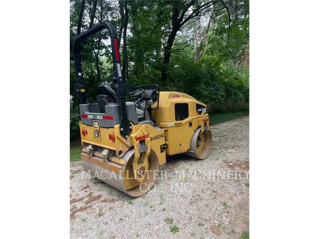 CAT CB34B Tvåvalsvältar