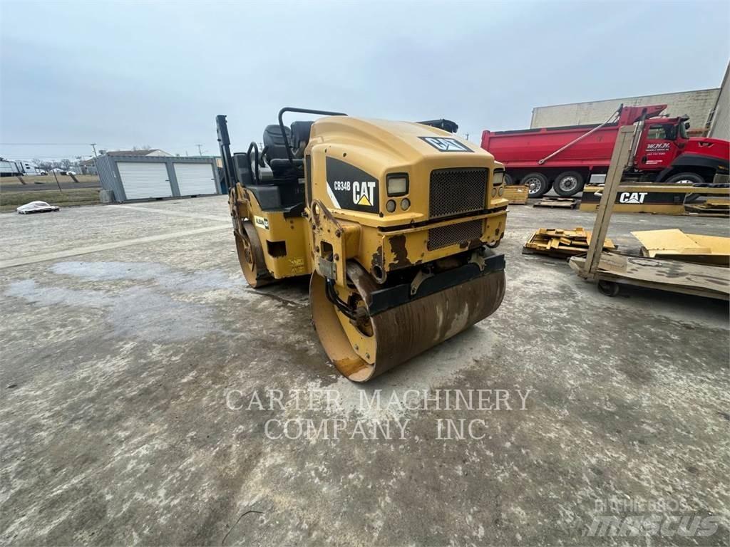 CAT CB34B Jordkompaktorer