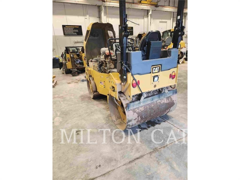 CAT CB34B Tvåvalsvältar
