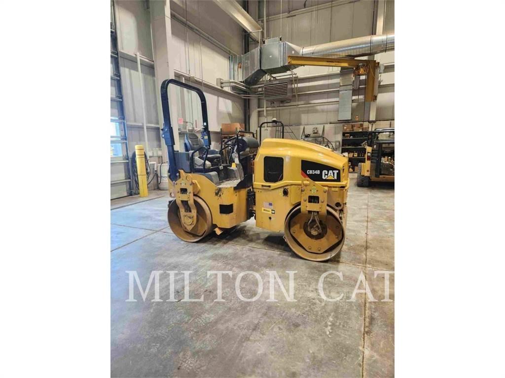 CAT CB34B Tvåvalsvältar
