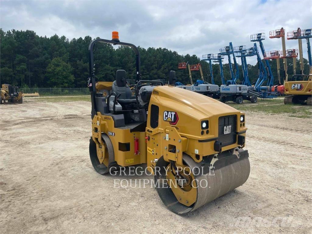 CAT CB4.003 Tvåvalsvältar