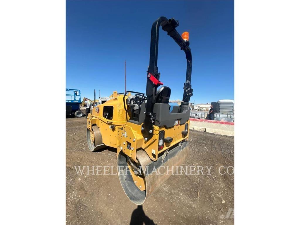 CAT CB4.4 Tvåvalsvältar