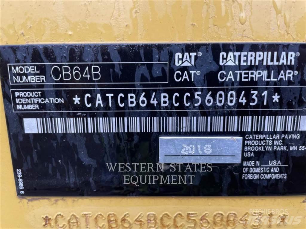 CAT CB64 Tvåvalsvältar