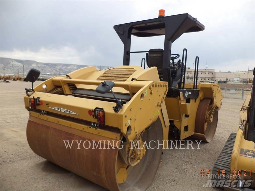 CAT CB64 Jordkompaktorer