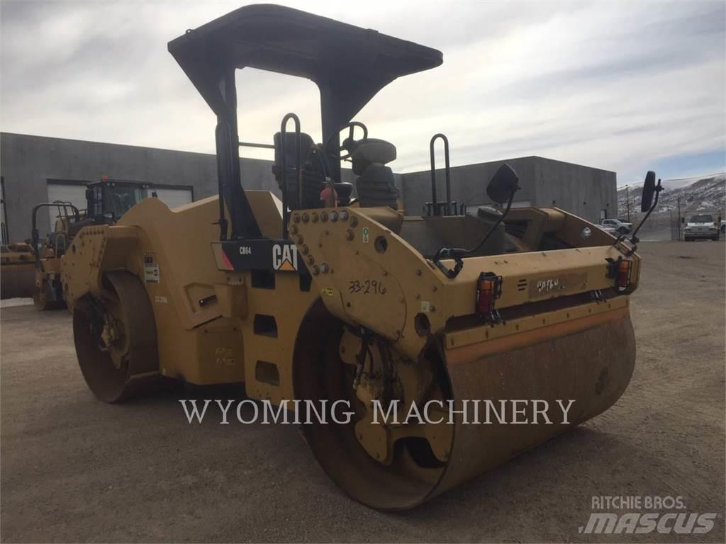 CAT CB64 Jordkompaktorer