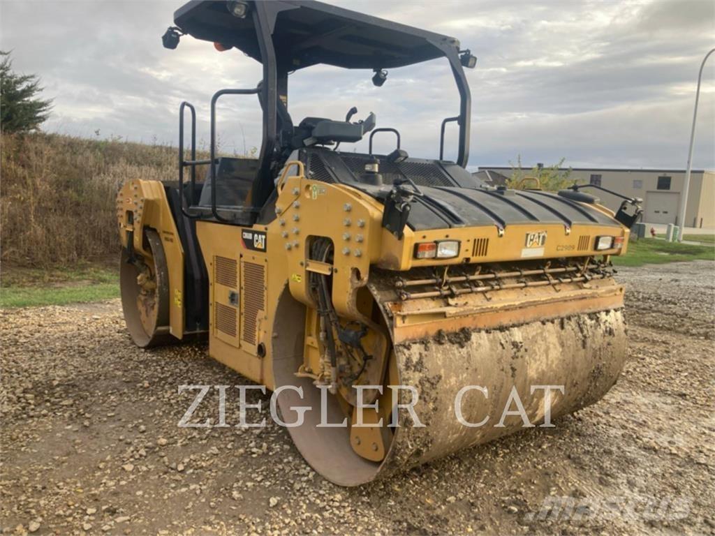 CAT CB68B Jordkompaktorer