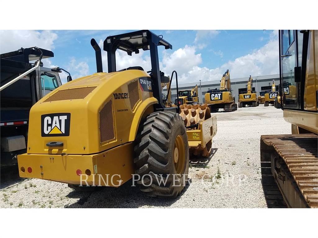 CAT CP54B Tvåvalsvältar