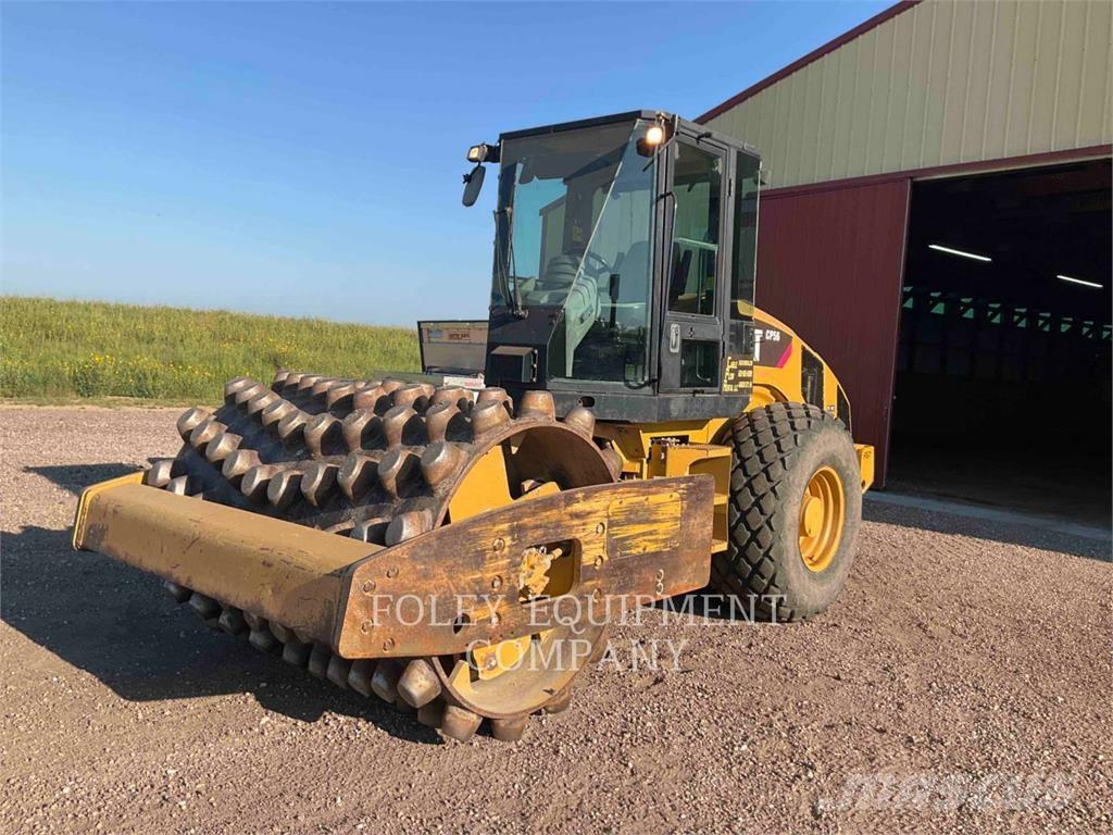 CAT CP56 Jordkompaktorer