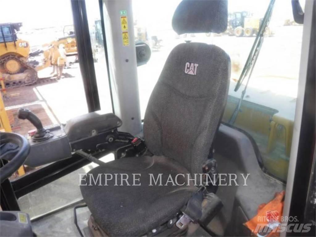 CAT CP56B Envalsvältar