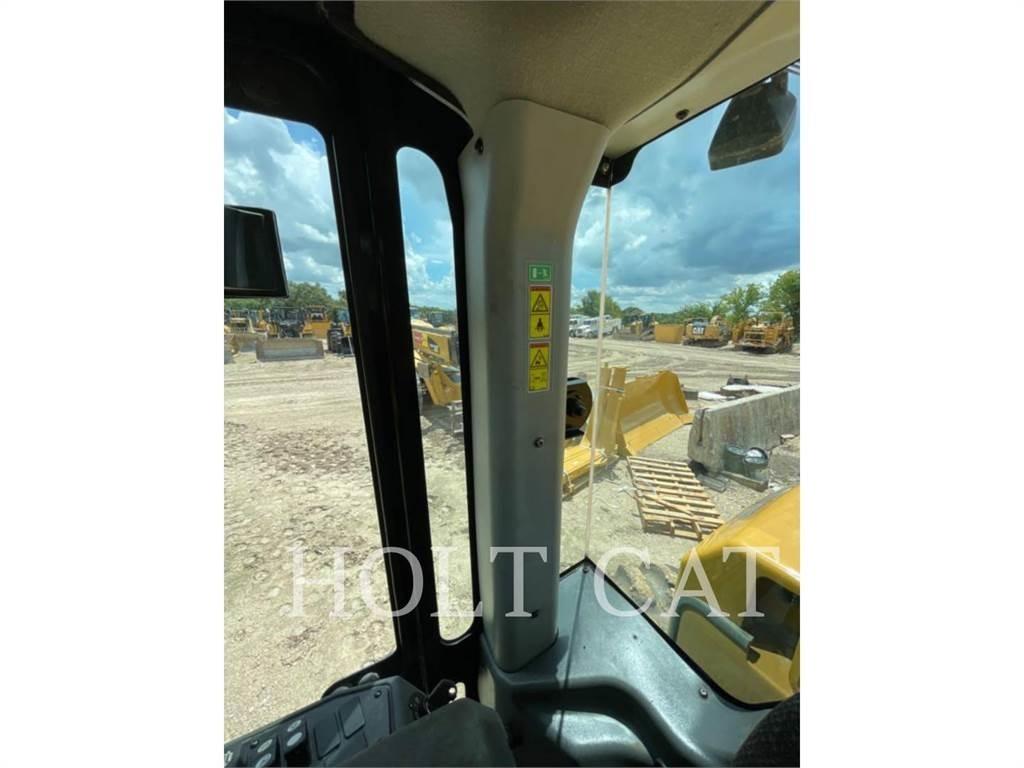 CAT CP56B CAB Envalsvältar