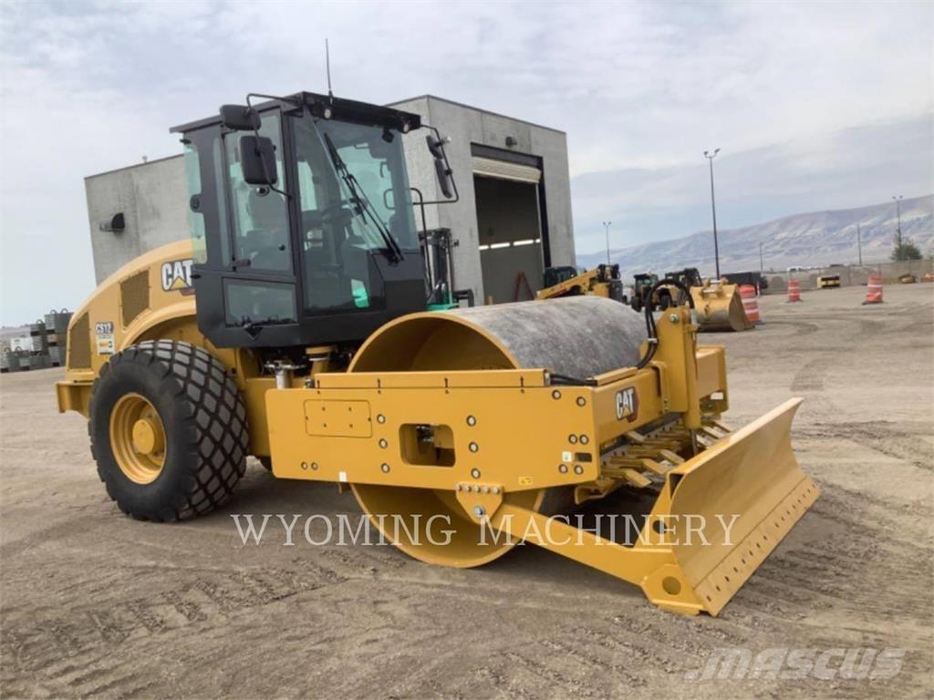 CAT CS12 Asfaltsspridare