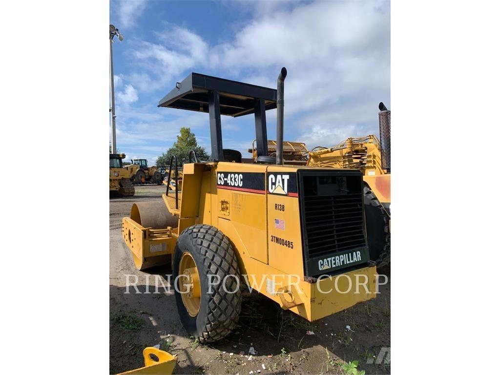 CAT CS433C Tvåvalsvältar